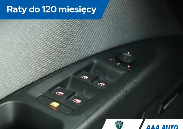 Seat Leon cena 50000 przebieg: 171105, rok produkcji 2017 z Ińsko małe 211